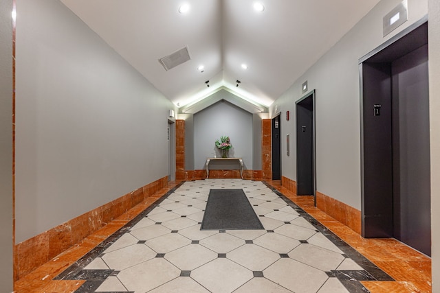 1212 N Lasalle Dr Unit 2404, Chicago, IL 60610 - common area featuring lofted ceiling and recessed lighting