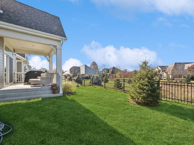 view of yard with a patio