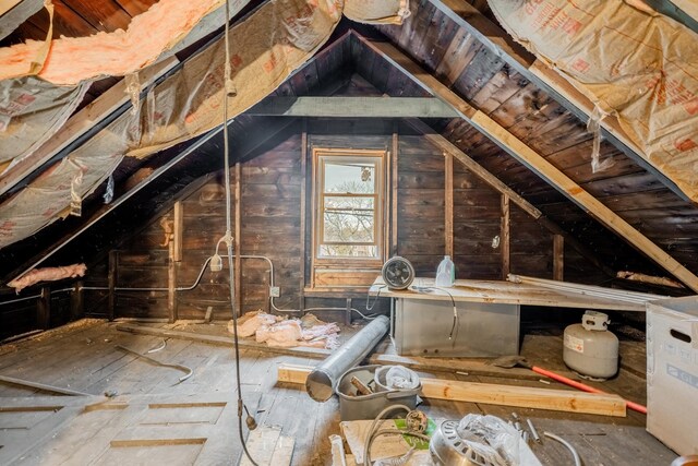 5338 S Wood St, Chicago, IL 60609 - view of unfinished attic