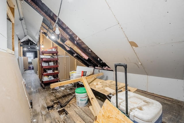 5338 S Wood St, Chicago, IL 60609 - view of unfinished attic