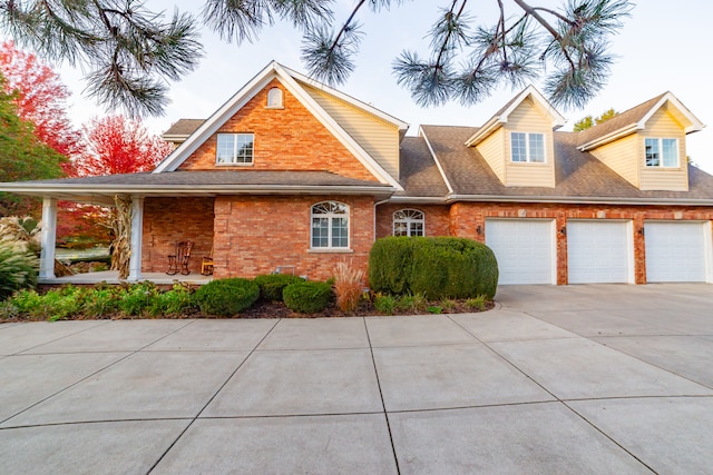 view of front of home featuring a garage