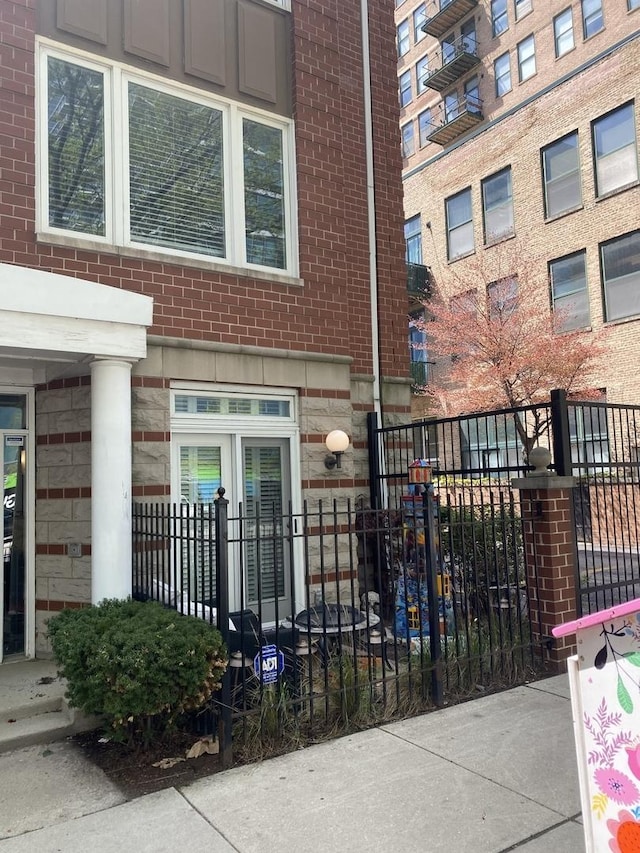 1334 S Wabash Ave Unit B, Chicago, IL 60605 - view of exterior entry with stone siding and brick siding