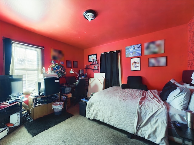 bedroom featuring carpet flooring