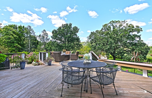 view of wooden deck