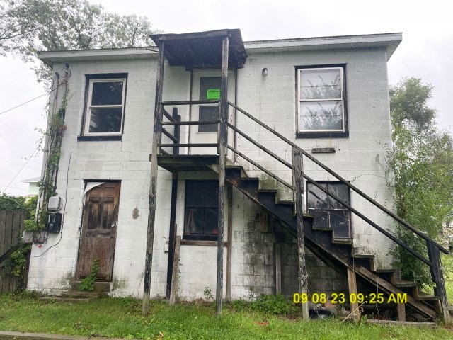 view of rear view of house