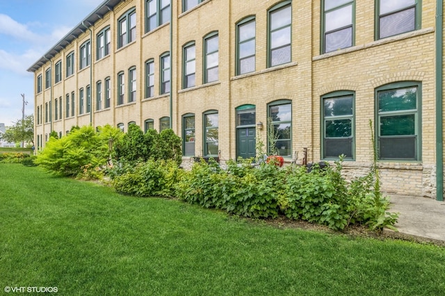 view of building exterior