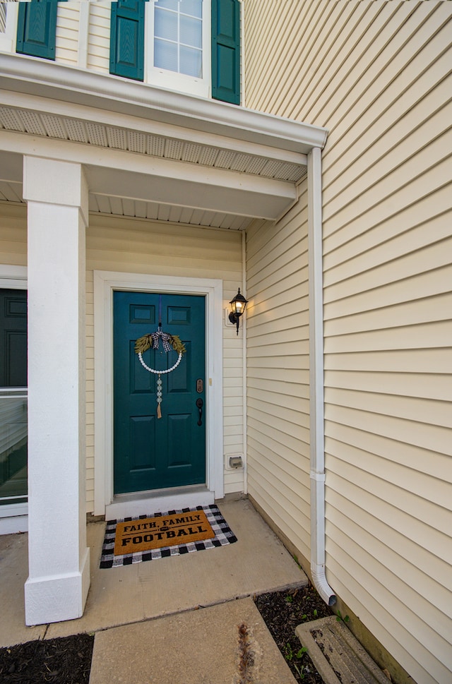 view of entrance to property