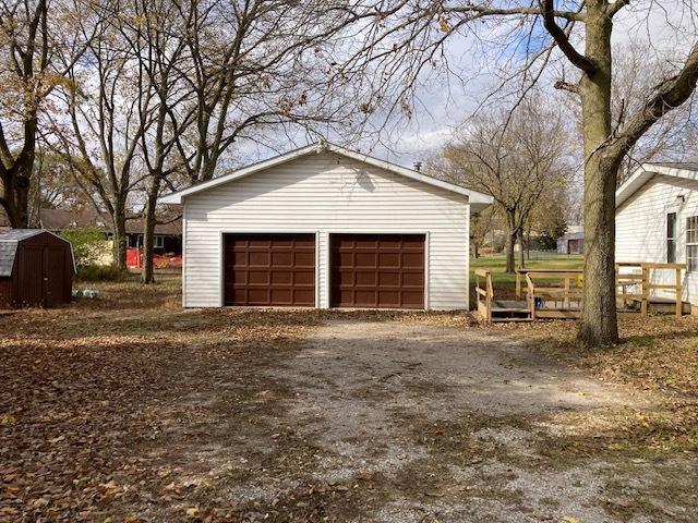 26110 Graystone Ct, Wilmington, IL 60481 - photo 2