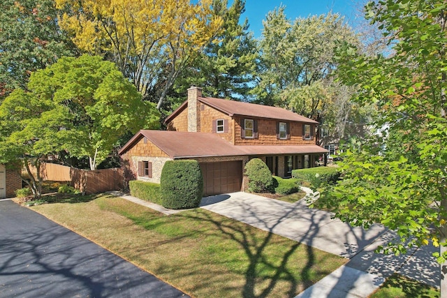 view of front of property with a front yard