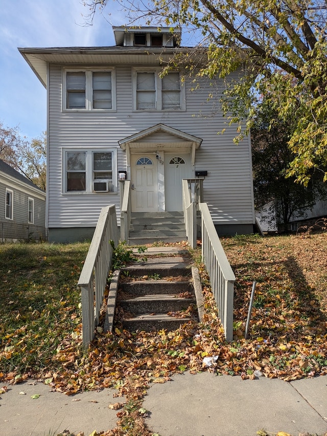 view of front of house