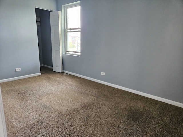 empty room with carpet