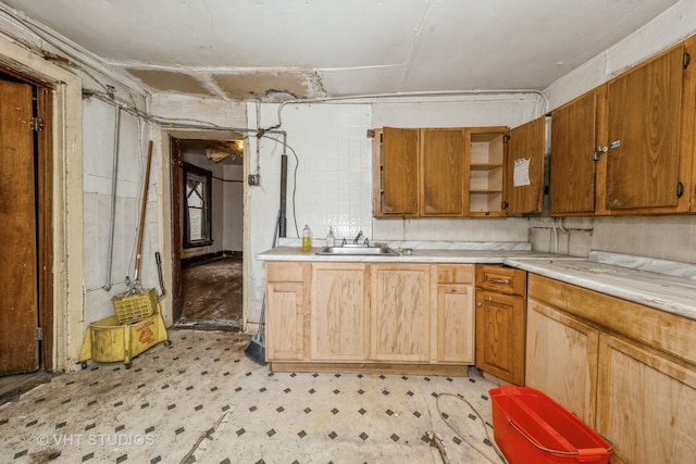 kitchen featuring sink