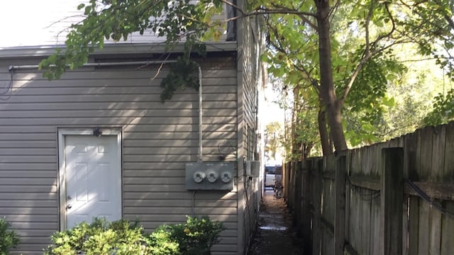 view of home's exterior