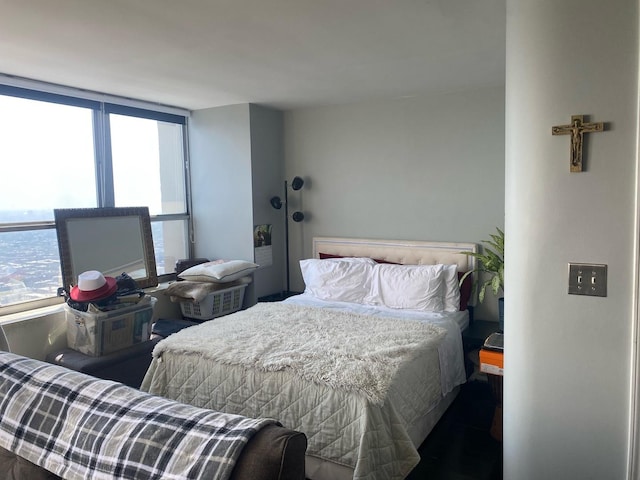 655 W Irving Park Rd Unit 5005, Chicago, IL 60613 - bedroom featuring multiple windows