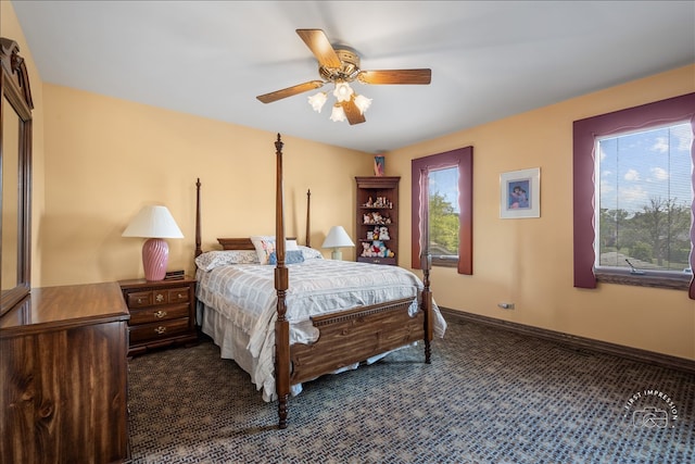 bedroom with ceiling fan