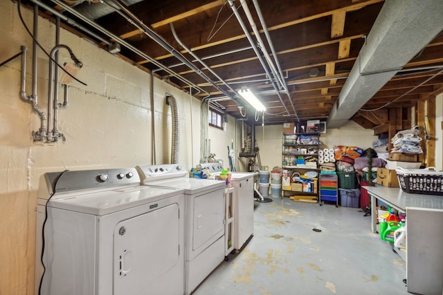 basement with washer and dryer