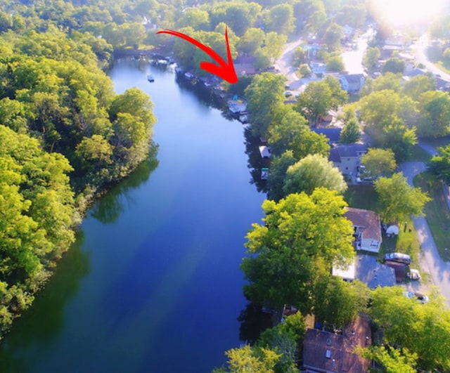 bird's eye view featuring a water view