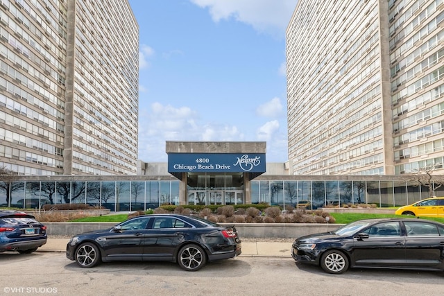4800 S Chicago Beach Dr Unit 312S, Chicago, IL 60615 - view of commercial property