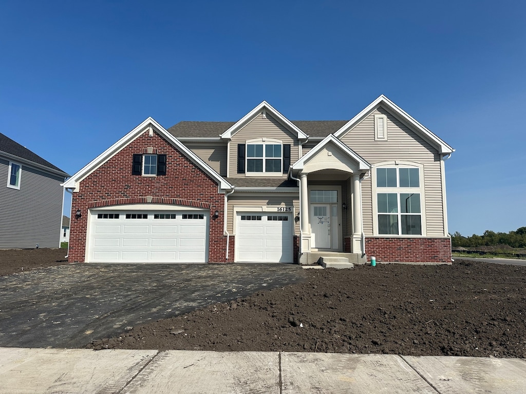 view of front of house featuring a garage