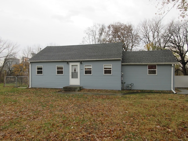 view of front of home with a front yard