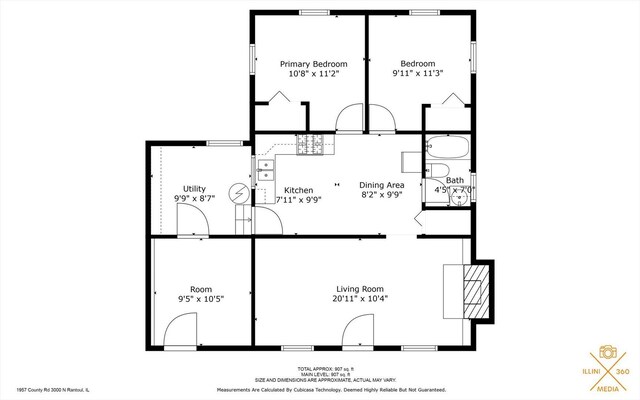 interior space with ceiling fan, hardwood / wood-style floors, and appliances with stainless steel finishes