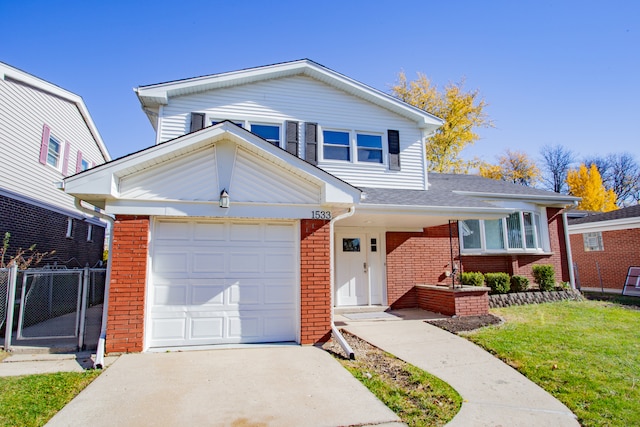 view of front of house with a front yard