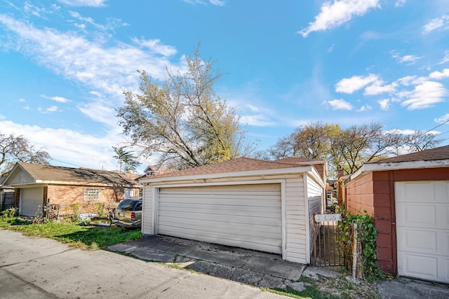 8916 S Eggleston Ave, Chicago, IL 60620 - view of detached garage