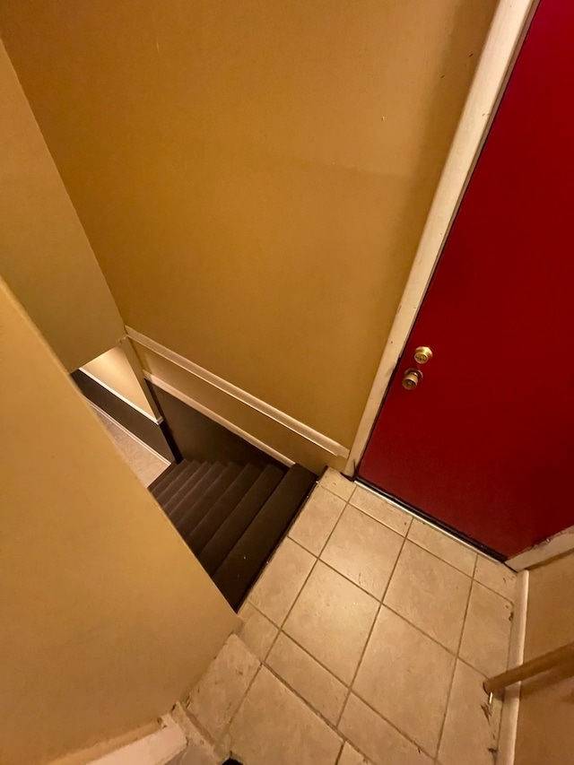 room details with tile patterned flooring