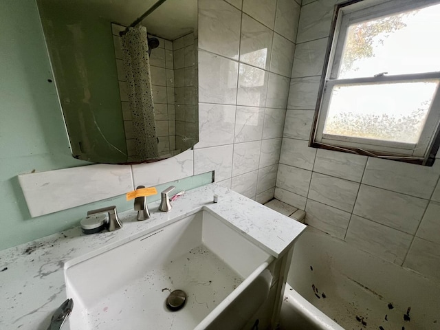 500 E 12th St, Georgetown, IL 61846 - bathroom with a sink
