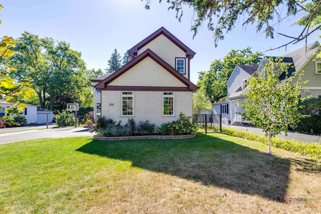 view of front of house with a front lawn