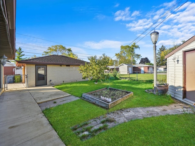 view of yard with a patio