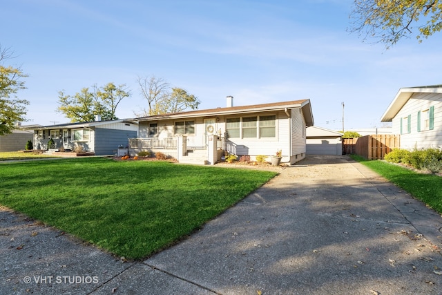 view of front of house featuring a front yard