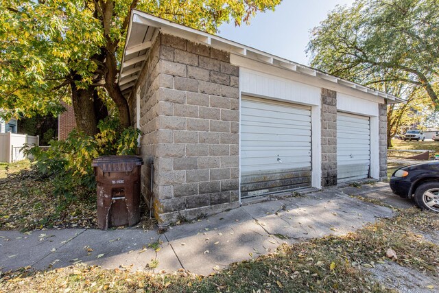 111 E 3rd St, Prophetstown, IL 61277 - view of garage