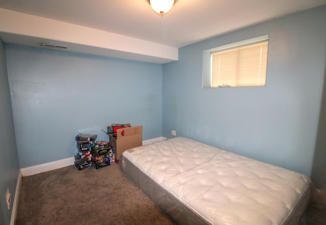 view of carpeted bedroom