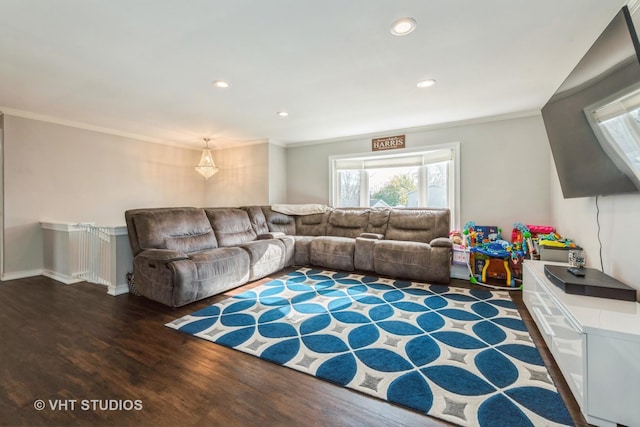 980 Brush Hill Ln, Lake Zurich, IL 60047 - living room featuring wood finished floors, ornamental molding, and recessed lighting