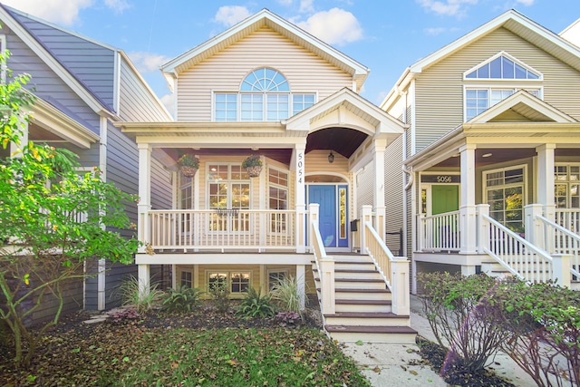 view of front of property featuring covered porch