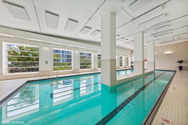 474 N Lake Shore Dr Unit 3303, Chicago, IL 60611 - view of indoor community pool
