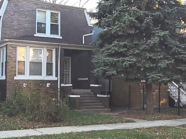 view of front of house with a porch