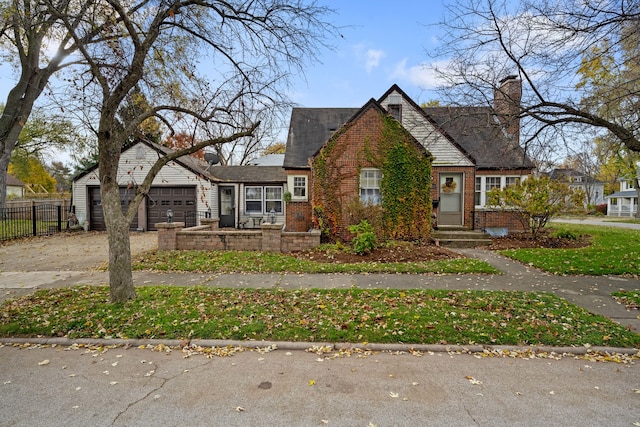 view of front of property featuring a garage