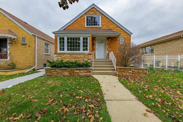 view of front of house with a front yard