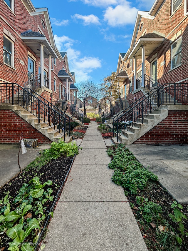 view of home's community