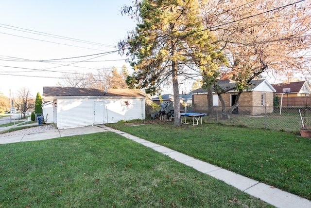 view of yard featuring a trampoline