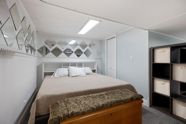 bedroom with a closet