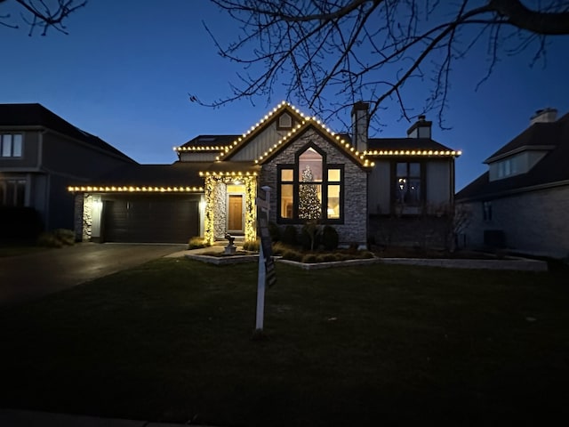 view of front of home featuring a garage