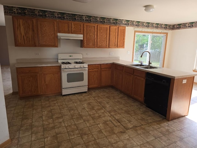 kitchen featuring dishwasher, kitchen peninsula, sink, and gas range gas stove