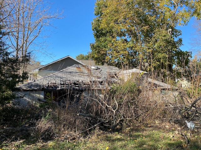 view of side of property