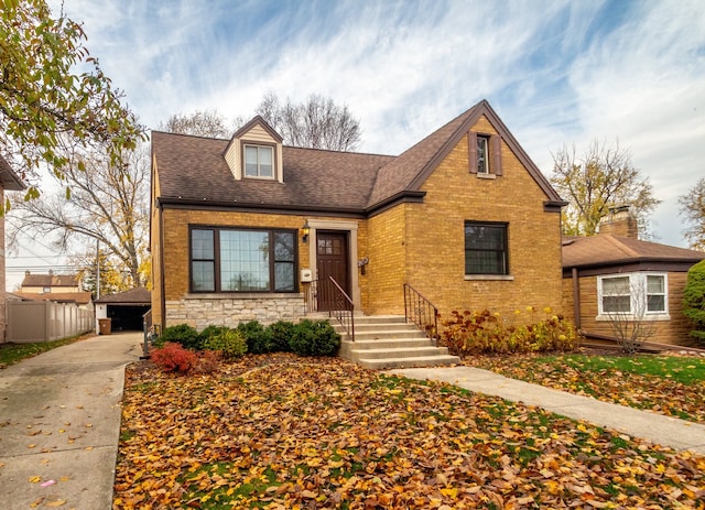 view of front of property