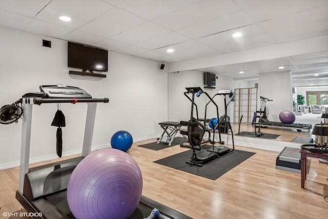 1100 Glencrest Dr, Inverness, IL 60010 - workout room featuring wood finished floors, baseboards, a drop ceiling, and recessed lighting