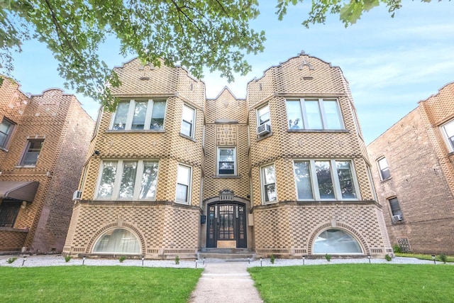 view of building exterior