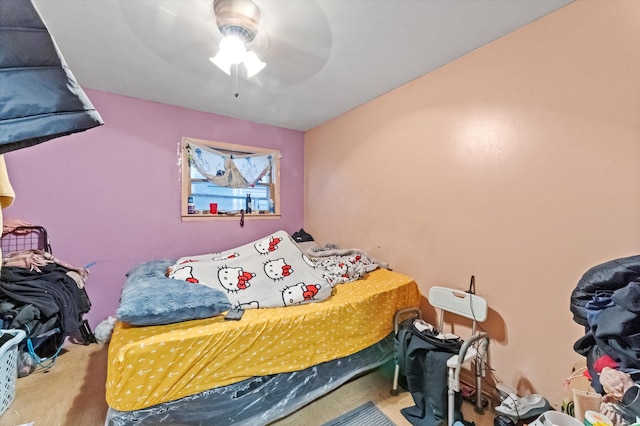 bedroom featuring ceiling fan